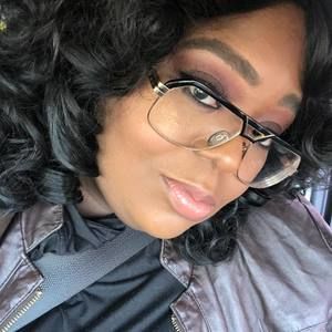 Meet your Posher, Shakira